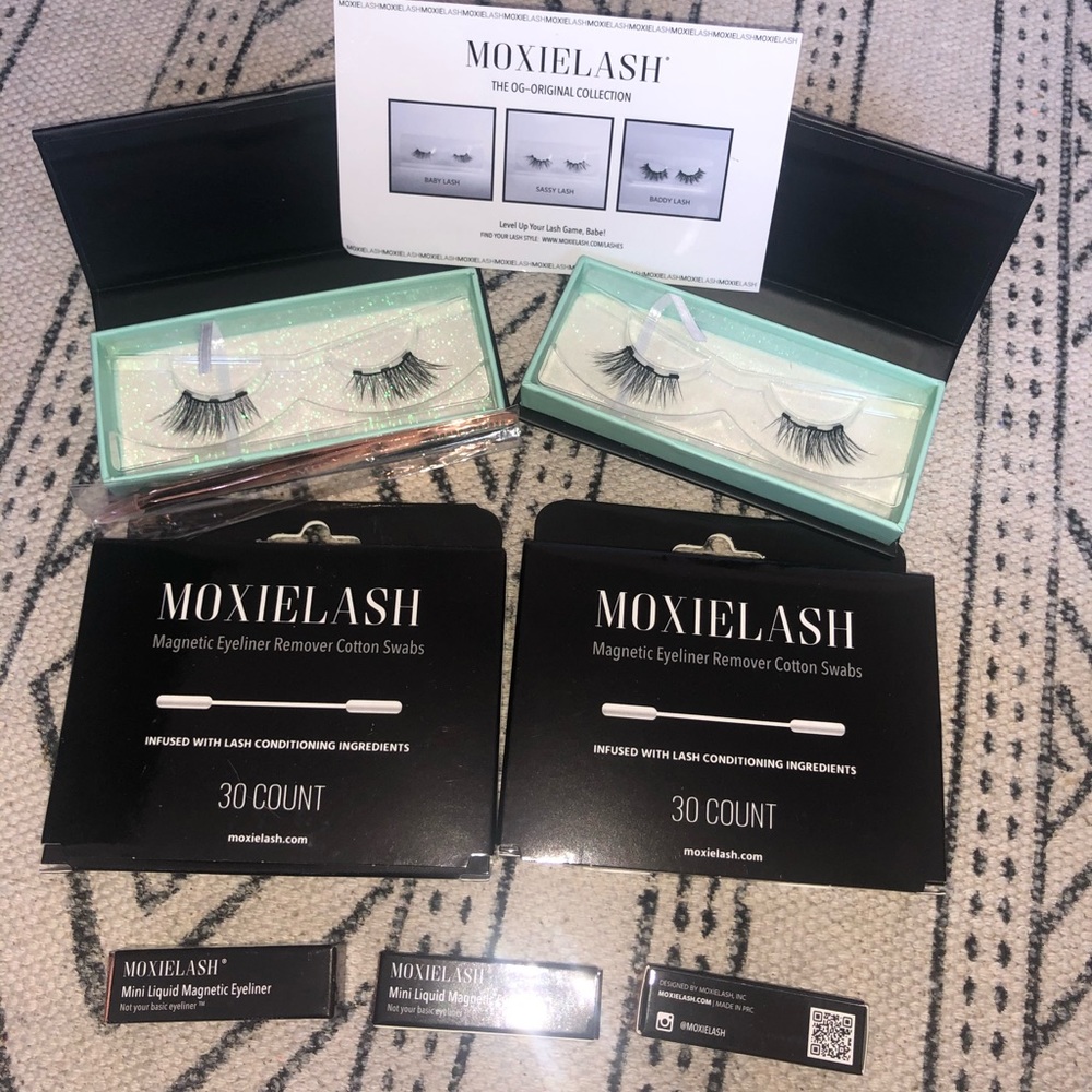 NEW MoxieLash baby lashes